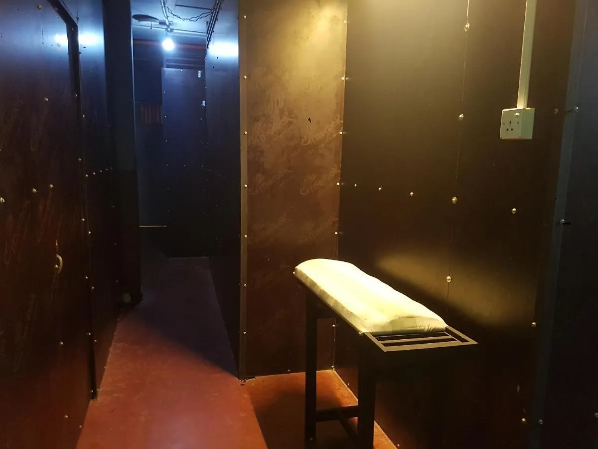 Capsule hotel Kli Guest House & Lodge Colombo